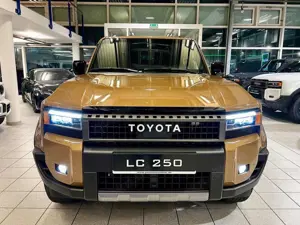 Toyota Land Cruiser 250 - LOUNGE-MILD HYBRID-PANORAMA-HEAD UP