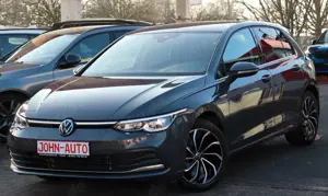 Volkswagen Golf VIII Lim. Style eTSI *LED*1.Hd*KeyLess*