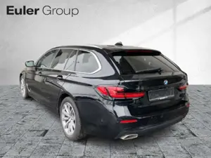 BMW 520 d xDrive Tour HiFi Kamera HUD Ambiente Pano Bild 4