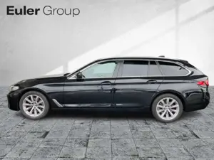 BMW 520 d xDrive Tour HiFi Kamera HUD Ambiente Pano Bild 3