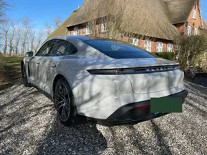 Porsche Taycan Taycan 4S Performancebatterie Plus Bild 3
