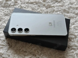 Samsung Galaxy S24 Ultra 256GB weib smart phon und Verpakung 