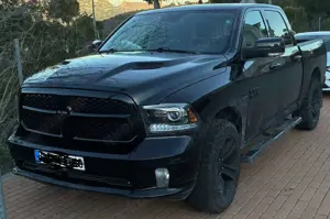 Dodge RAM 5.7 Sport