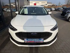 Ford Focus Turnier 1.5TDCI Titanium X AUTOMATIK*LED* Bild 2