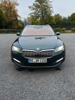 Skoda Superb Superb Combi 2.0 TDI DSG Ambition
