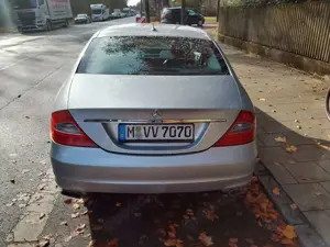 Mercedes-Benz CLS 320 CLS 320 CDI 7G-TRONIC Bild 4