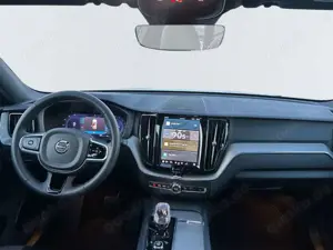 Volvo XC60 B4 Benzin Plus Dark 20'' AHK ACC Harman DAB Rückfa Bild 4