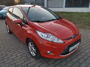 Ford Fiesta Titanium 1.25 TÜV PDC Sitzheizung