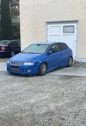 Fiat Stilo 1.9 JTD 150 Multijet Michael Schumacher Bild 3