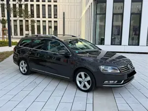 Volkswagen Passat Variant 2.0 TDI DSG  TDI INDIVIDUELL, PANO, AHG