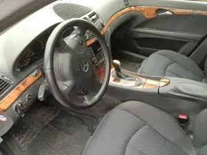 Mercedes-Benz E 200 E 200 Kompressor Automatik Elegance