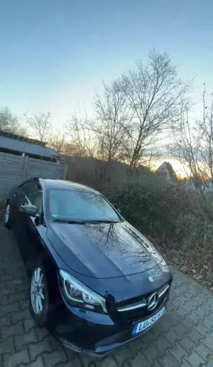 Mercedes-Benz CLA 220 d 7G-DCT