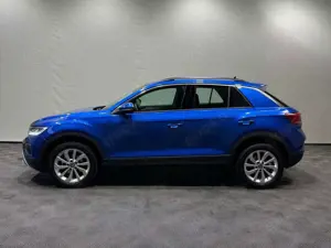 Volkswagen T-Roc T-ROC Life 1.5 TSI | LED NAVI DIGITAL AHK Bild 3