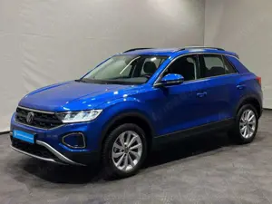 Volkswagen T-Roc T-ROC Life 1.5 TSI | LED NAVI DIGITAL AHK Bild 2