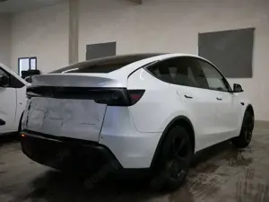 Tesla Model Y FACELIFT Long Range RWD AUTOPILOT 2025 Bild 4