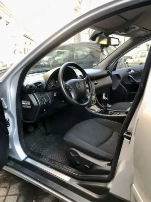 Mercedes-Benz C 200 C 200 T CDI Elegance Bild 5