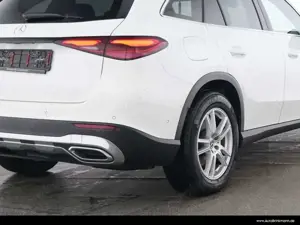 Mercedes-Benz GLC 220 GLC 220 d 4M PANO-SHD/BURMESTER/AHK/KAMERA/NAVI Bild 4