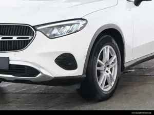 Mercedes-Benz GLC 220 GLC 220 d 4M PANO-SHD/BURMESTER/AHK/KAMERA/NAVI Bild 3