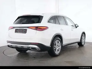Mercedes-Benz GLC 220 GLC 220 d 4M PANO-SHD/BURMESTER/AHK/KAMERA/NAVI Bild 2