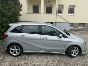 Mercedes-Benz B 180 B 180 CDI (BlueEFFICIENCY) Bild 4