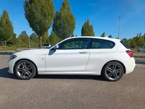 BMW 120 120d M Sport Bild 2