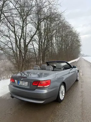 BMW 325 325i Cabrio Aut. Bild 2