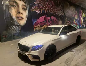 Mercedes-Benz E 200 9G-TRONIC AMG Line