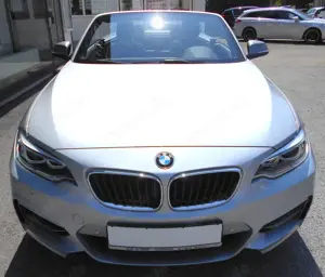 BMW 235 M235i xDrive Cabrio*TOP ZUSTAND*NAVI*18"ALU* Bild 3