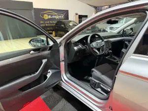 Volkswagen Passat Lim. Business*ACC*LED*AUTOMATIK* Bild 5