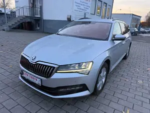 Skoda Superb CombiAmbition/Navi/LED/Kamera/Virtual/TOP