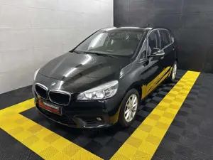BMW 220 d+Temp+LED+PDC+BT+AHK+SHZG