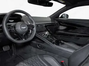 Aston Martin DB12 Coupe Aston Martin Hamburg Bild 3