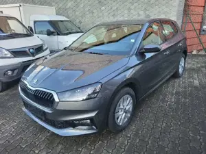 Skoda Fabia 1.0 MPI 130 JAHRE+KAMERA+ALU+5J.GARANTIE+ Bild 2