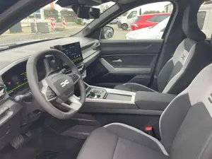 Dacia Bigster JOURNEY HYBRID 155 Bild 3