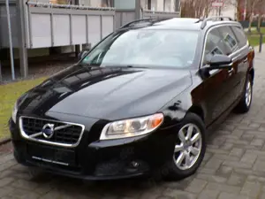 Volvo V70 Kombi/LEDER/NAVI//PDC/SHZ/Schiebedach/Multi.