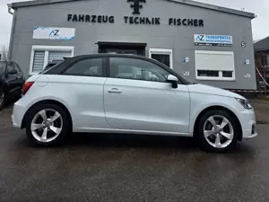 Audi A1 Sport S-Tronic, Navigation MMI, TÜV Neu, Winter Bild 5