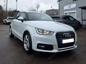 Audi A1 Sport S-Tronic, Navigation MMI, TÜV Neu, Winter Bild 3