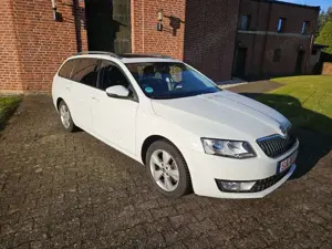 Skoda Octavia Combi Elegance 2,0 TDI DSG