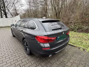 BMW 520 520d Touring Aut. Bild 2