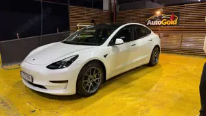 Tesla Model 3 RWD Hinterradantrieb Bild 4