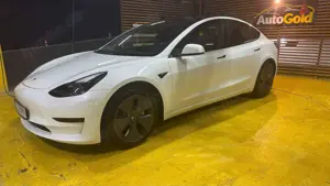 Tesla Model 3 RWD Hinterradantrieb Bild 3