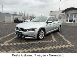 Volkswagen Passat Lim. Highline 4Motion*LED*Leder*Navi*ACC* Bild 3