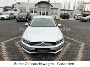 Volkswagen Passat Lim. Highline 4Motion*LED*Leder*Navi*ACC* Bild 2