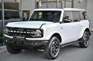 Ford Bronco 2.7 EcoBoost 4x4 Outer Banks* Vollleder* Bild 2