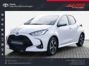 Toyota Yaris Hybrid Teamplayer Comfort-Safety-Paket