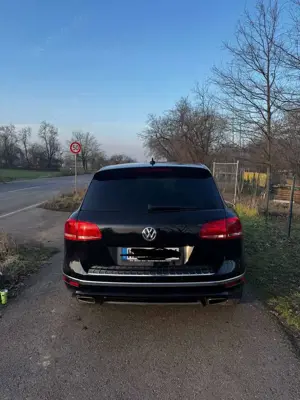 Volkswagen Touareg Touareg 3.0 V6 TDI SCR Blue Motion DPF Automatik Executive Edition Bild 4