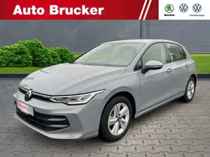 Volkswagen Golf VIII 1.5 TSI Life+LED+SHZ+ASG+3-Zonen-Klima+Apple-