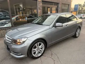 Mercedes-Benz C 180 Avantgar/Automa/42TKm/PDC/Tempo/TüvNeu/TOP Bild 2