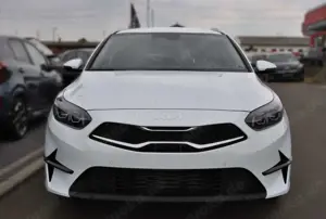 Kia Ceed / cee'd SW 1.5 T-GDI OPF Ultimate Edition Bild 2