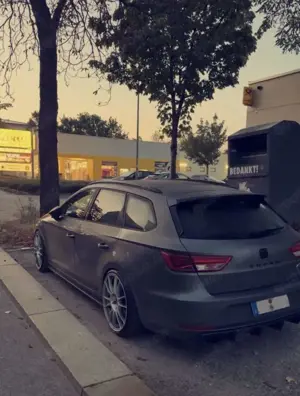 SEAT Leon ST 2.0 TSI StartStop DSG Cupra 290